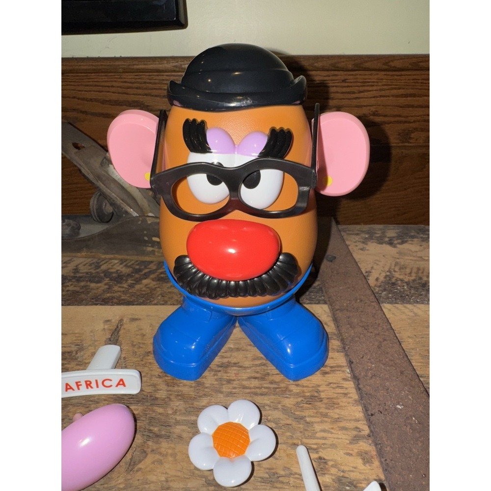 2010 Mattel Mr.‎ Potato Head Complete With Hat, Glasses, And Mustache